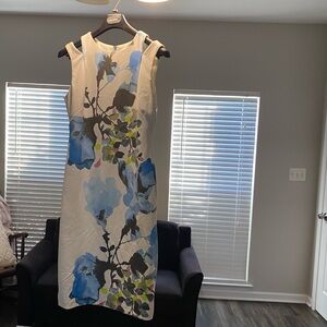 Floral Sleeveless Dress - Blue and White